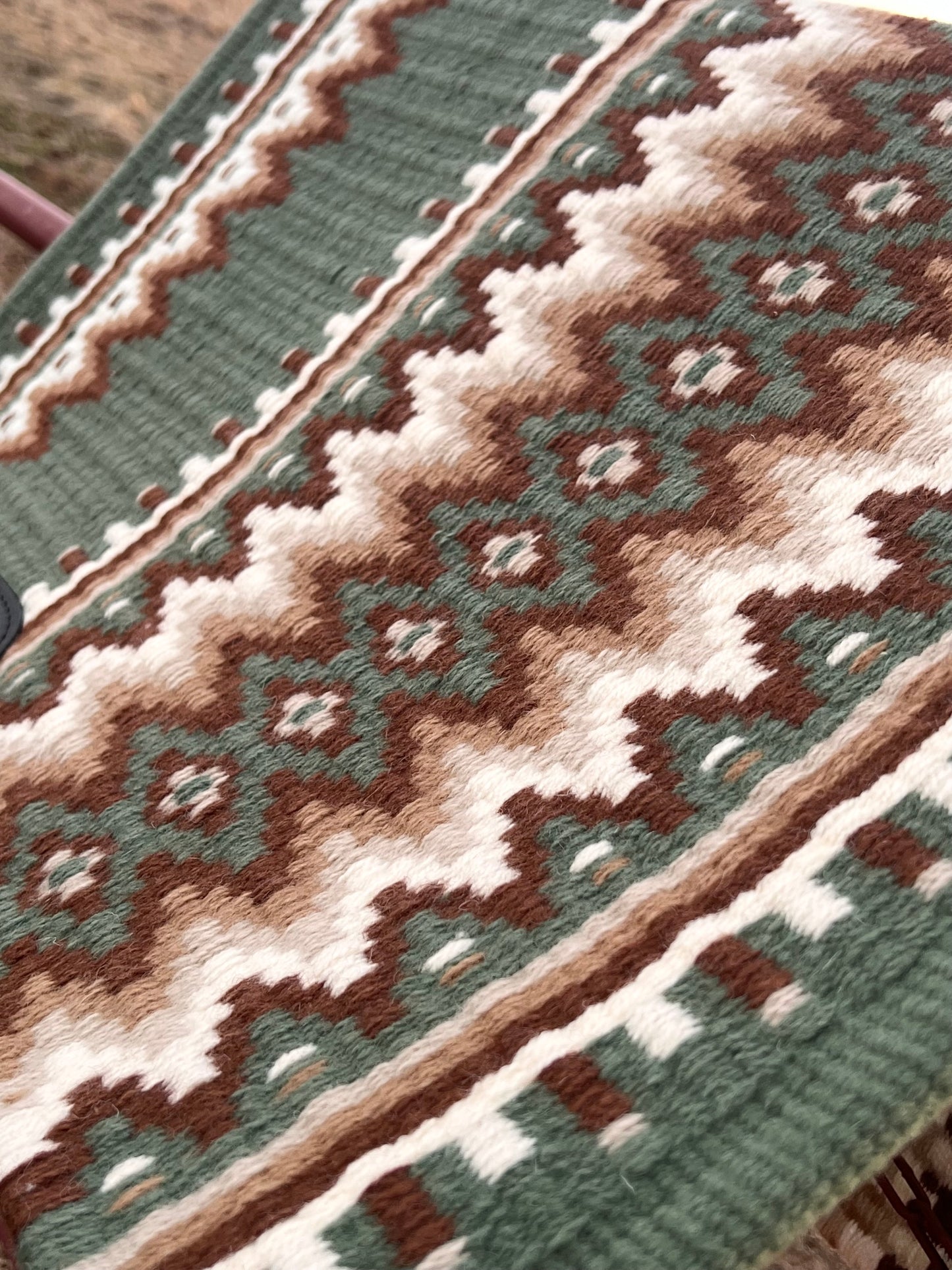 Beautiful Oversized Show Pad