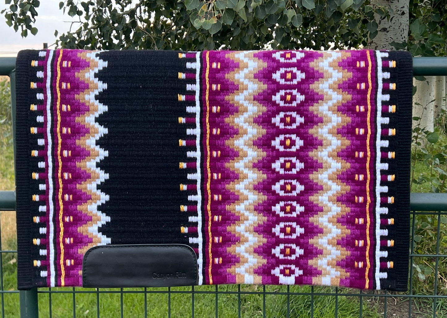 The Molly oversized Show pad