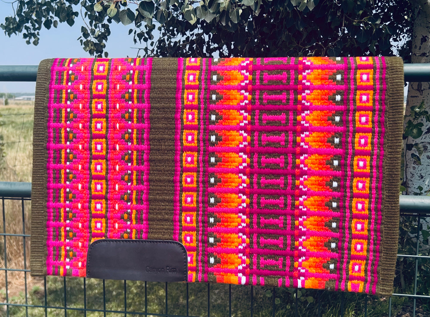 Beautiful oversized Show pad 34x42