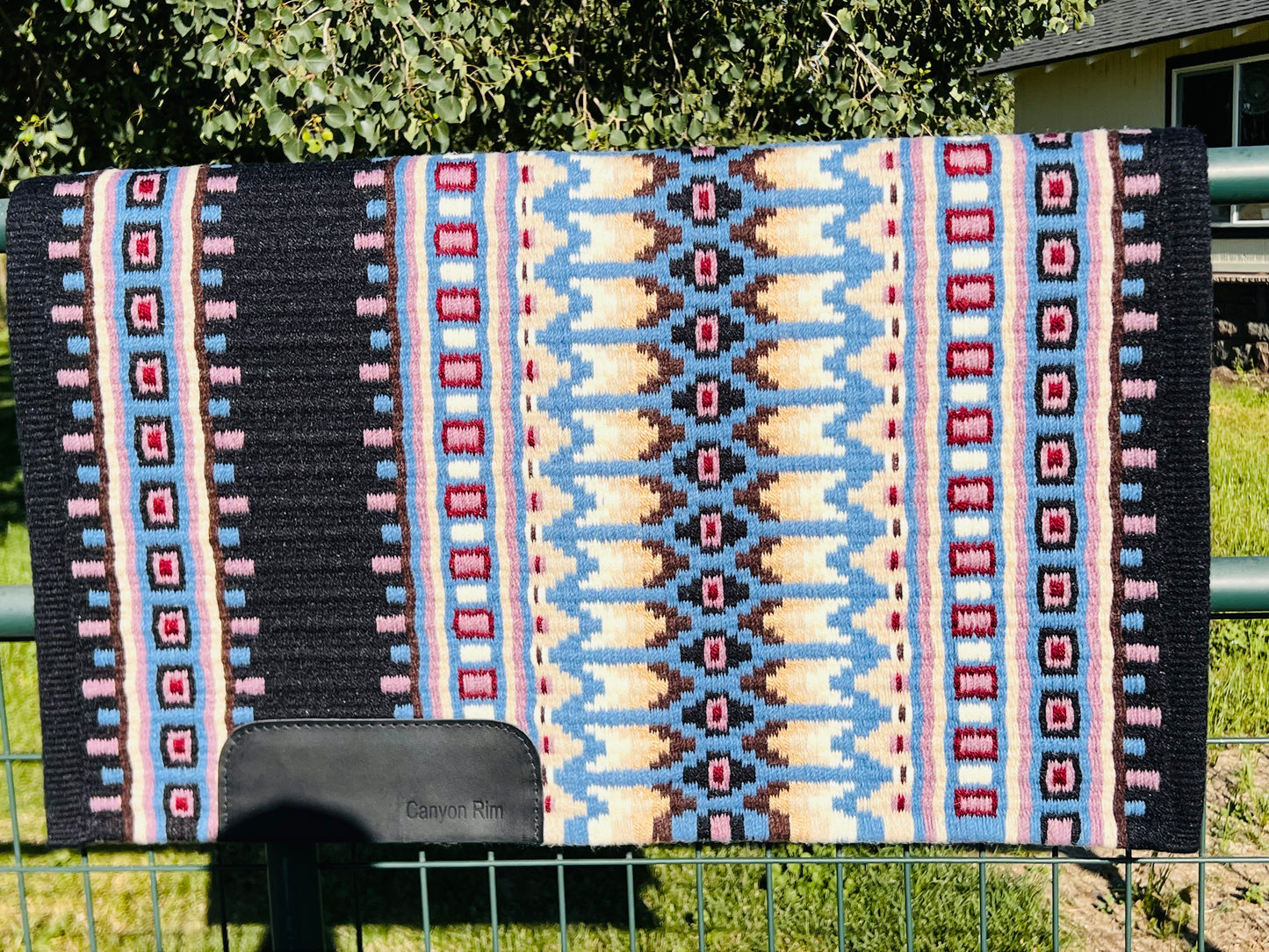 Beautiful custom design oversized show pad