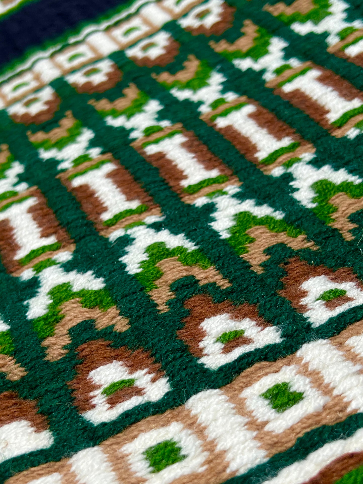 Beautiful oversized show pad